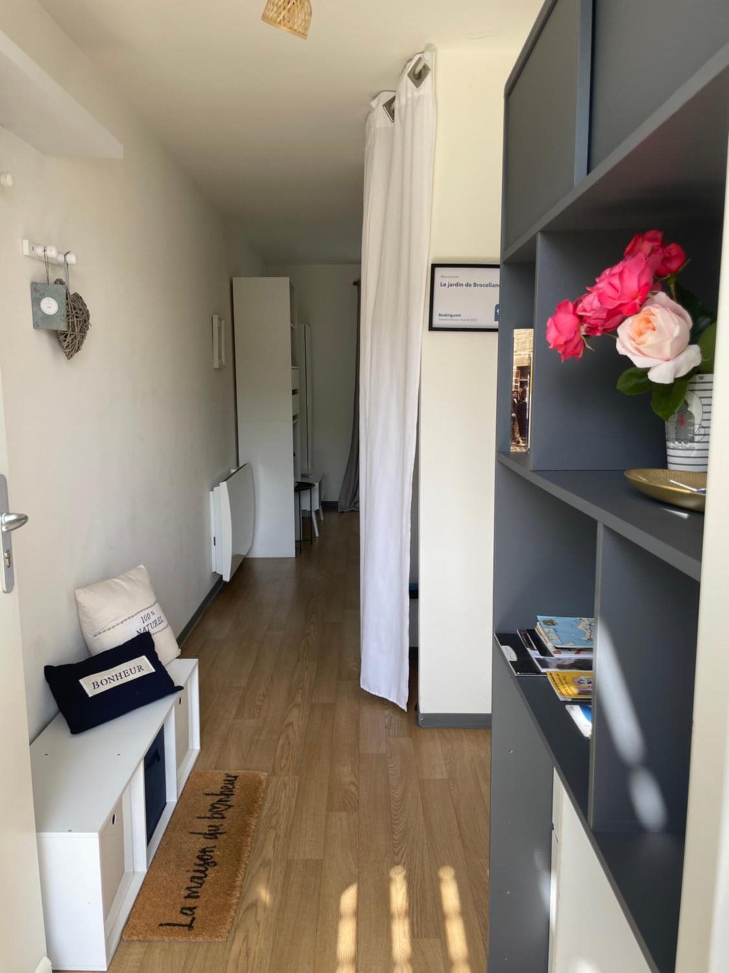 Le Jardin De Broceliande Apartment โปลแอร์เมล ภายนอก รูปภาพ